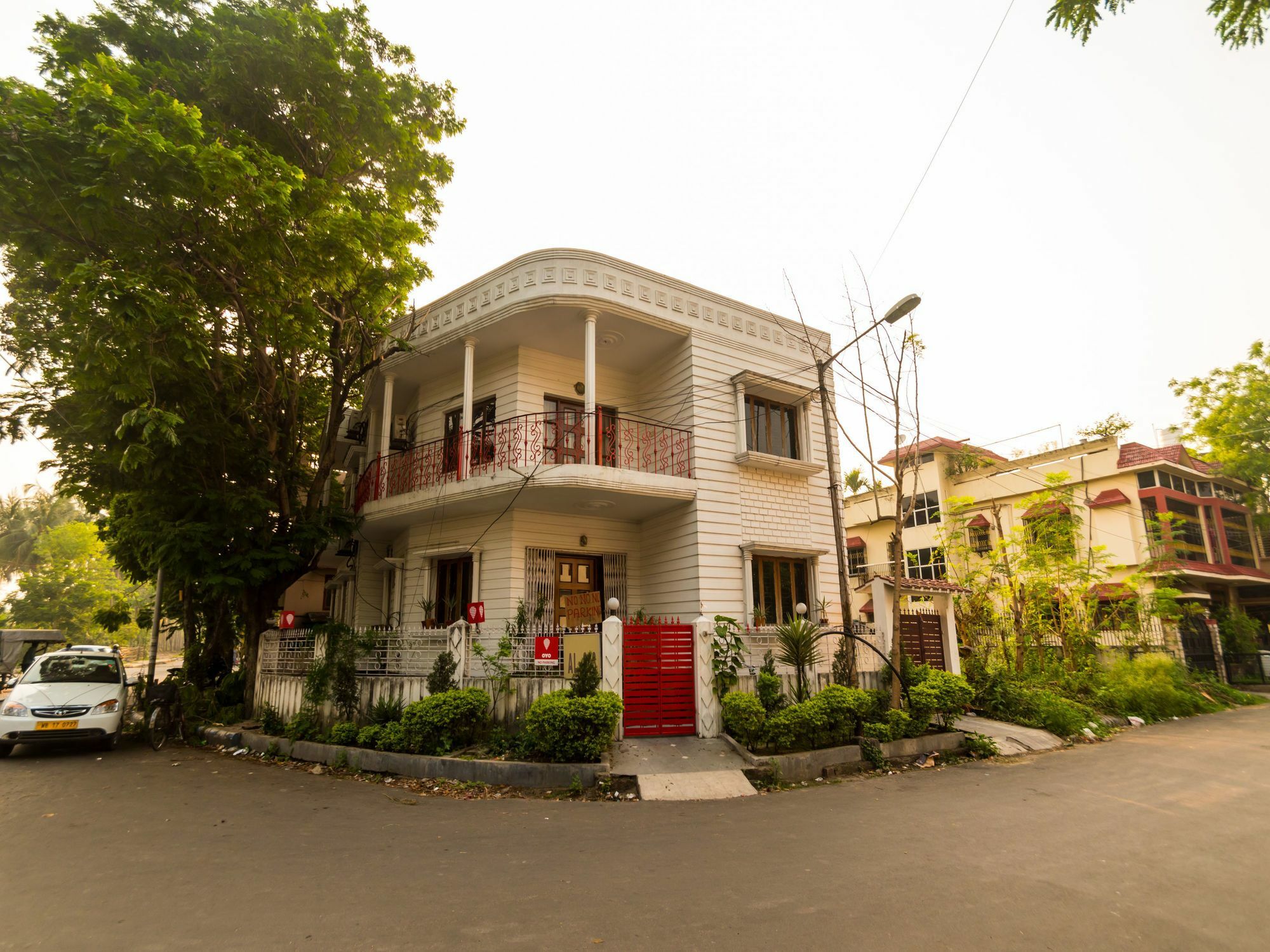 Oyo 2510 Near Camac Street Hotell Calcutta Exteriör bild
