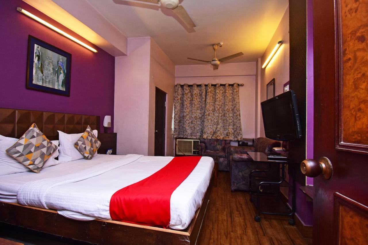 Oyo 2510 Near Camac Street Hotell Calcutta Exteriör bild