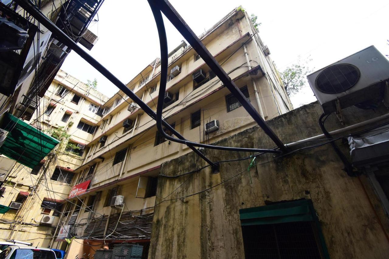 Oyo 2510 Near Camac Street Hotell Calcutta Exteriör bild