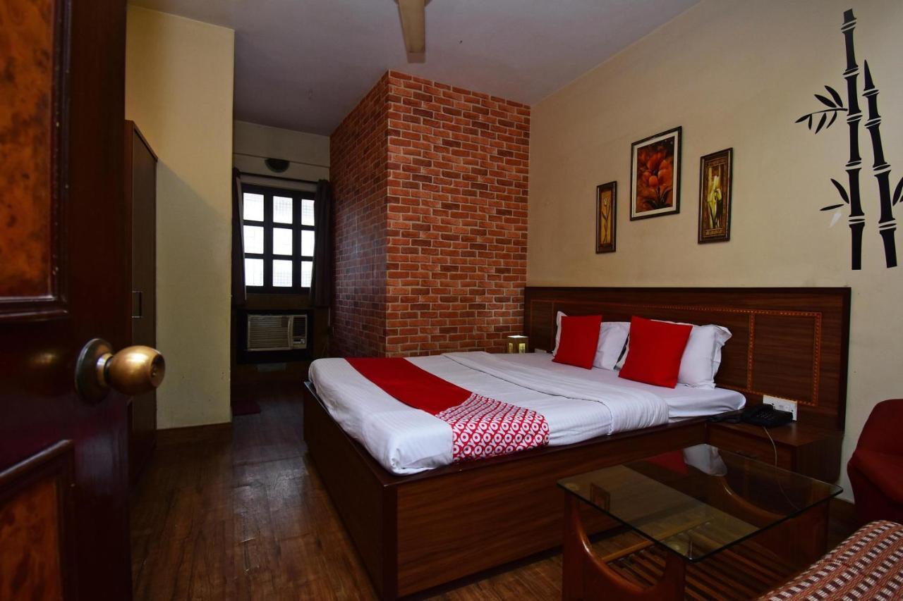 Oyo 2510 Near Camac Street Hotell Calcutta Exteriör bild